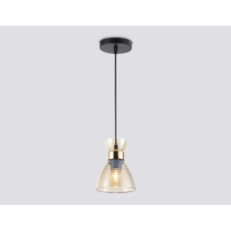 Светильник подвесной со стеклянным плафоном Ambrella light Traditional TR3403